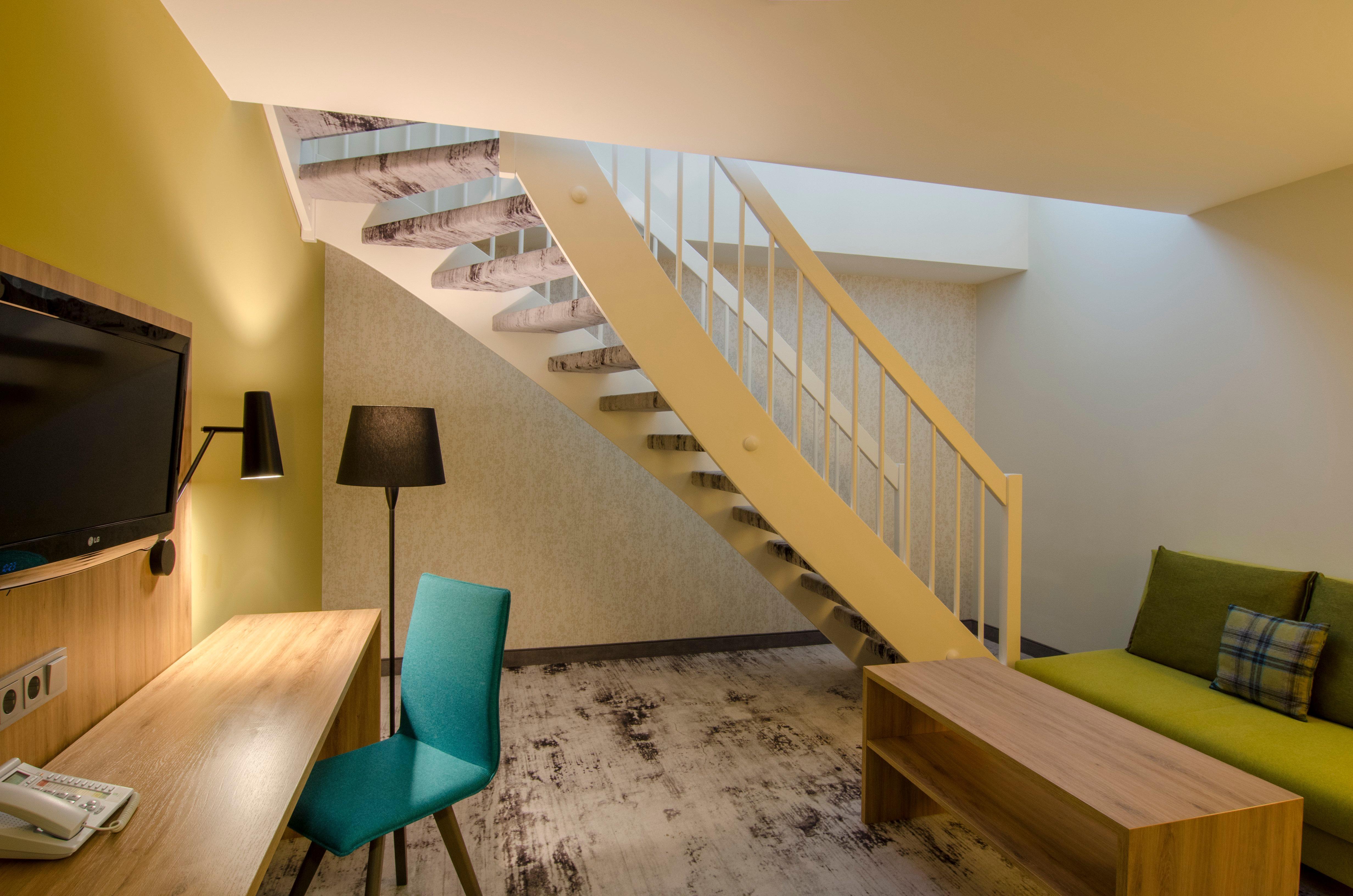 Holiday Inn Munich Unterhaching By Ihg Екстер'єр фото