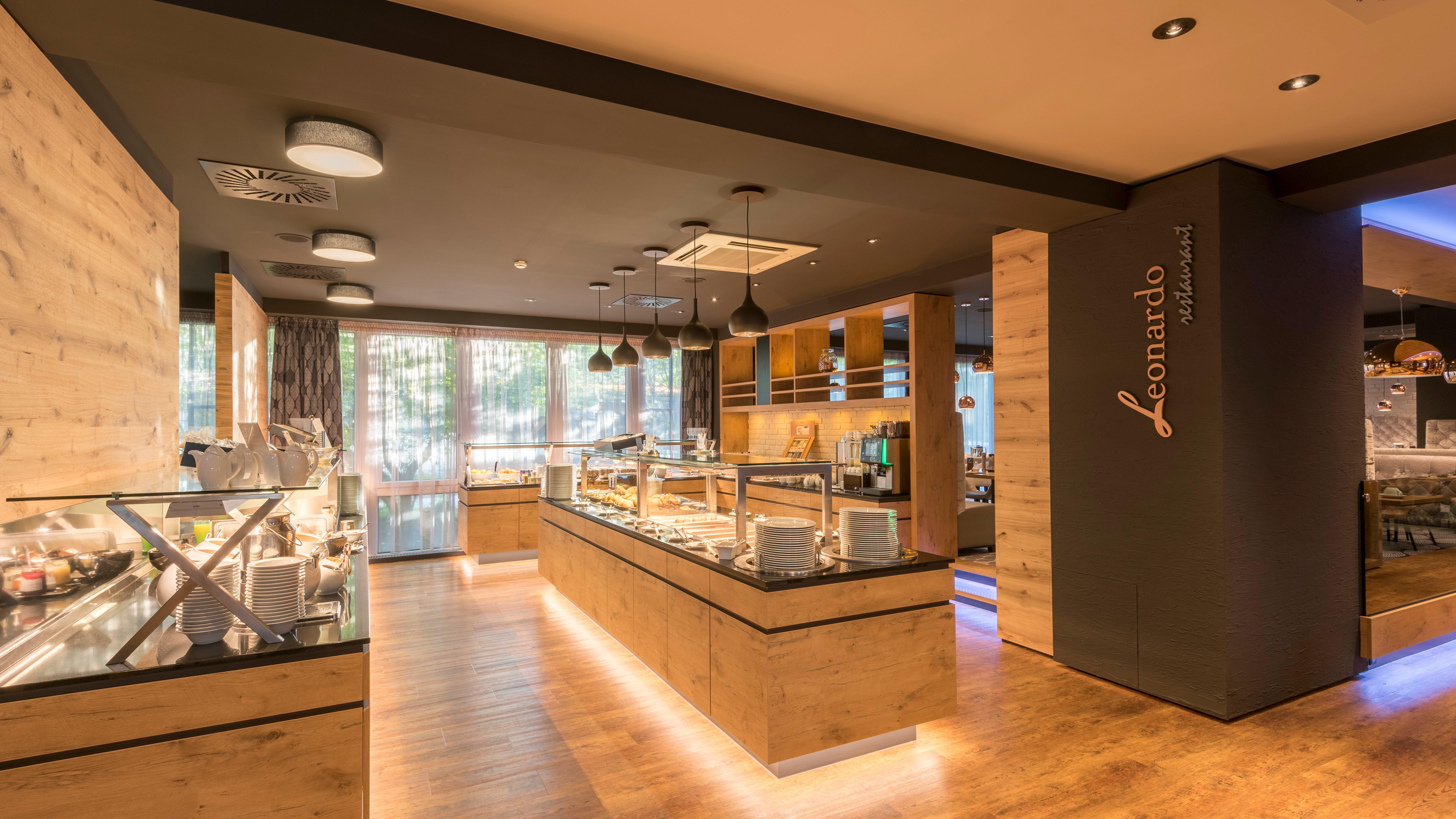 Holiday Inn Munich Unterhaching By Ihg Екстер'єр фото
