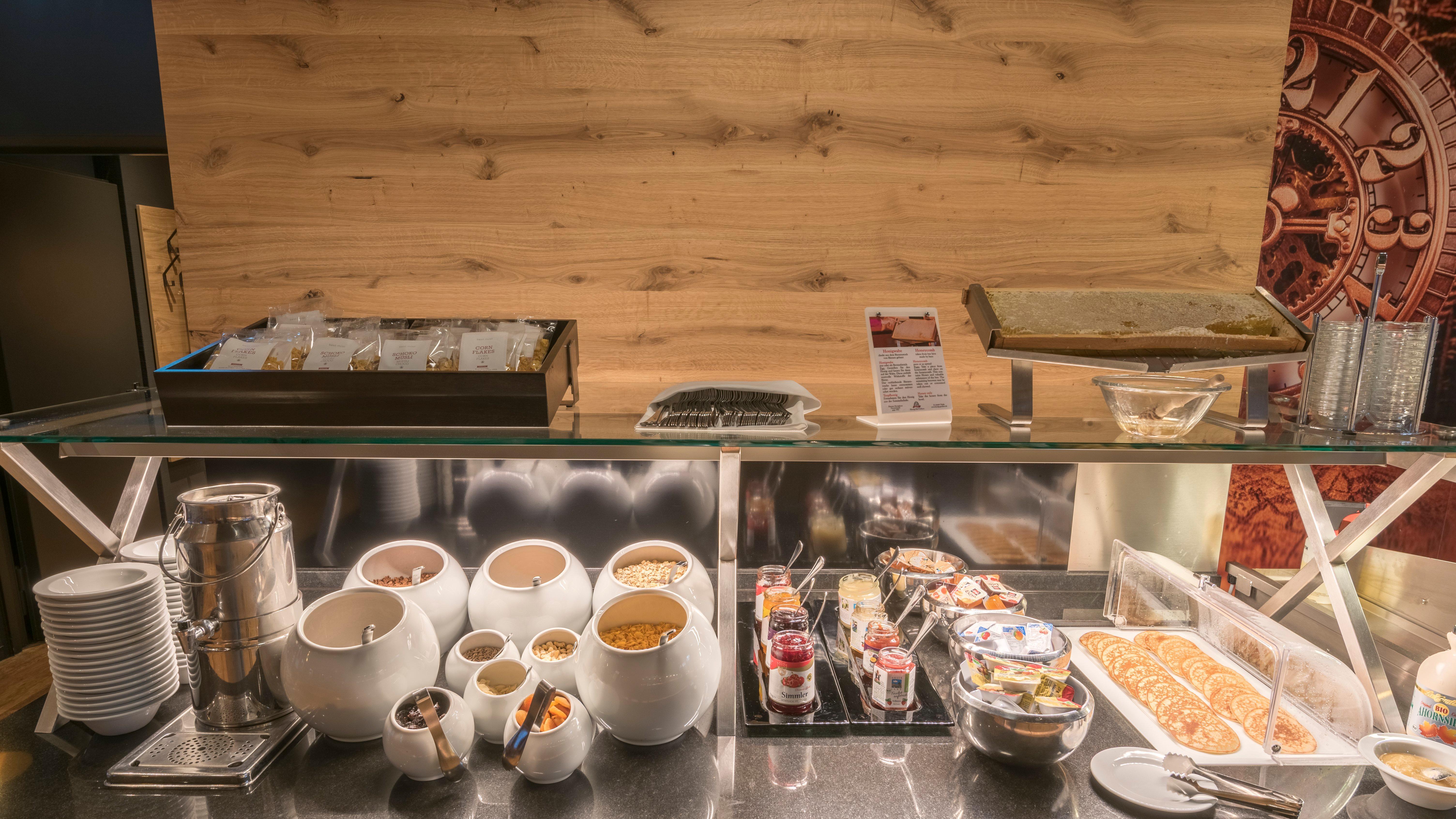 Holiday Inn Munich Unterhaching By Ihg Екстер'єр фото
