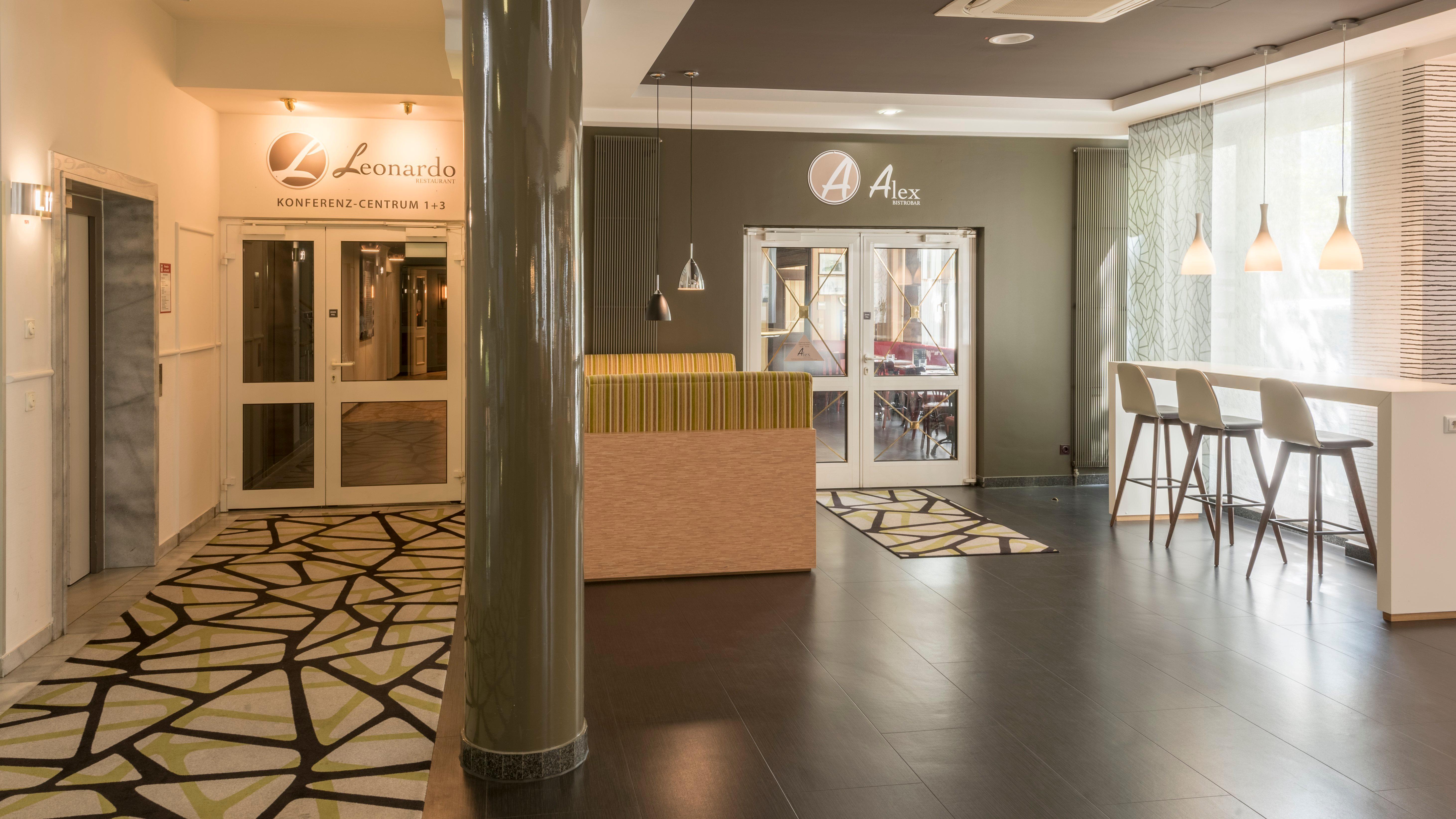 Holiday Inn Munich Unterhaching By Ihg Екстер'єр фото