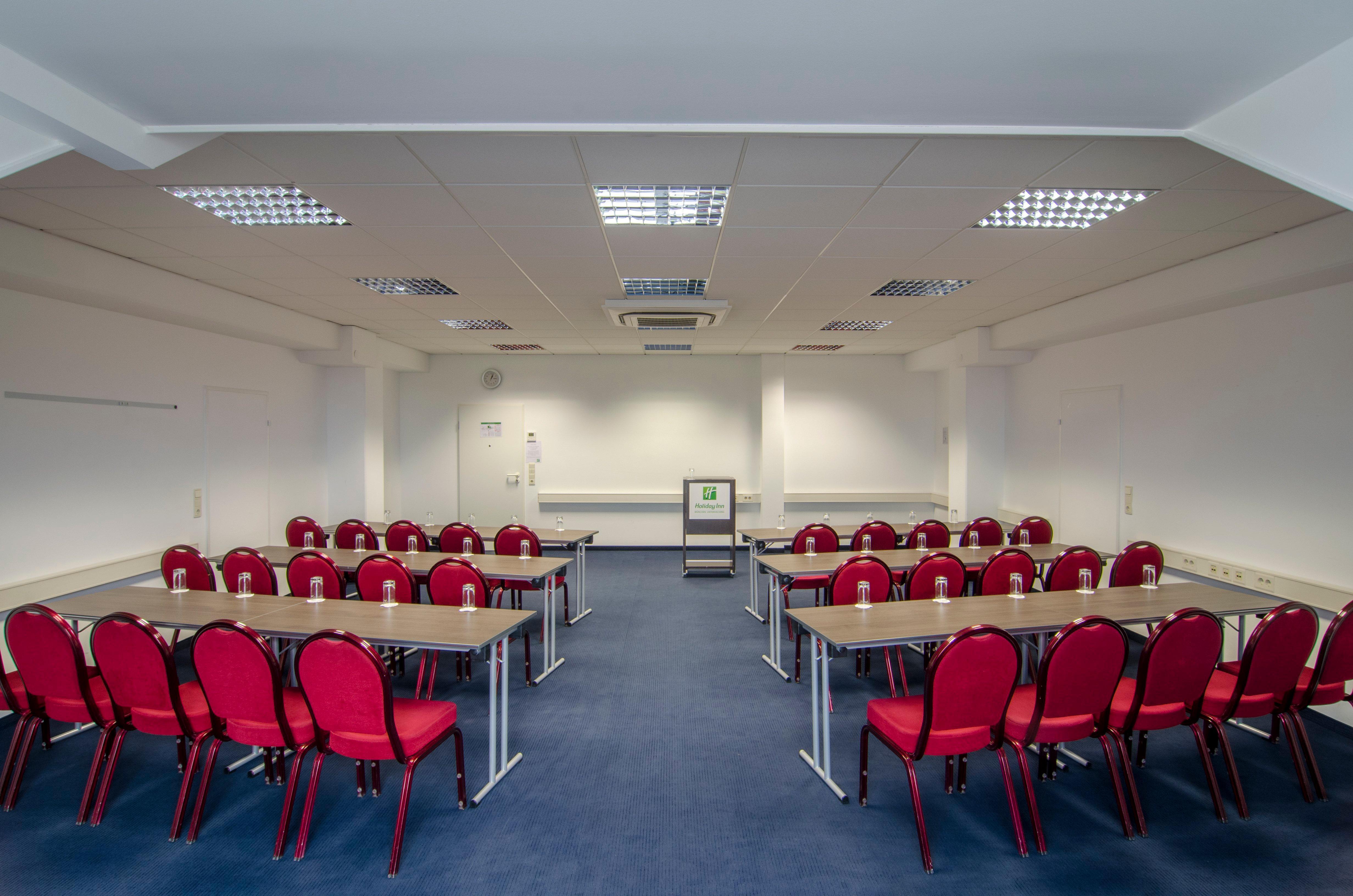 Holiday Inn Munich Unterhaching By Ihg Екстер'єр фото