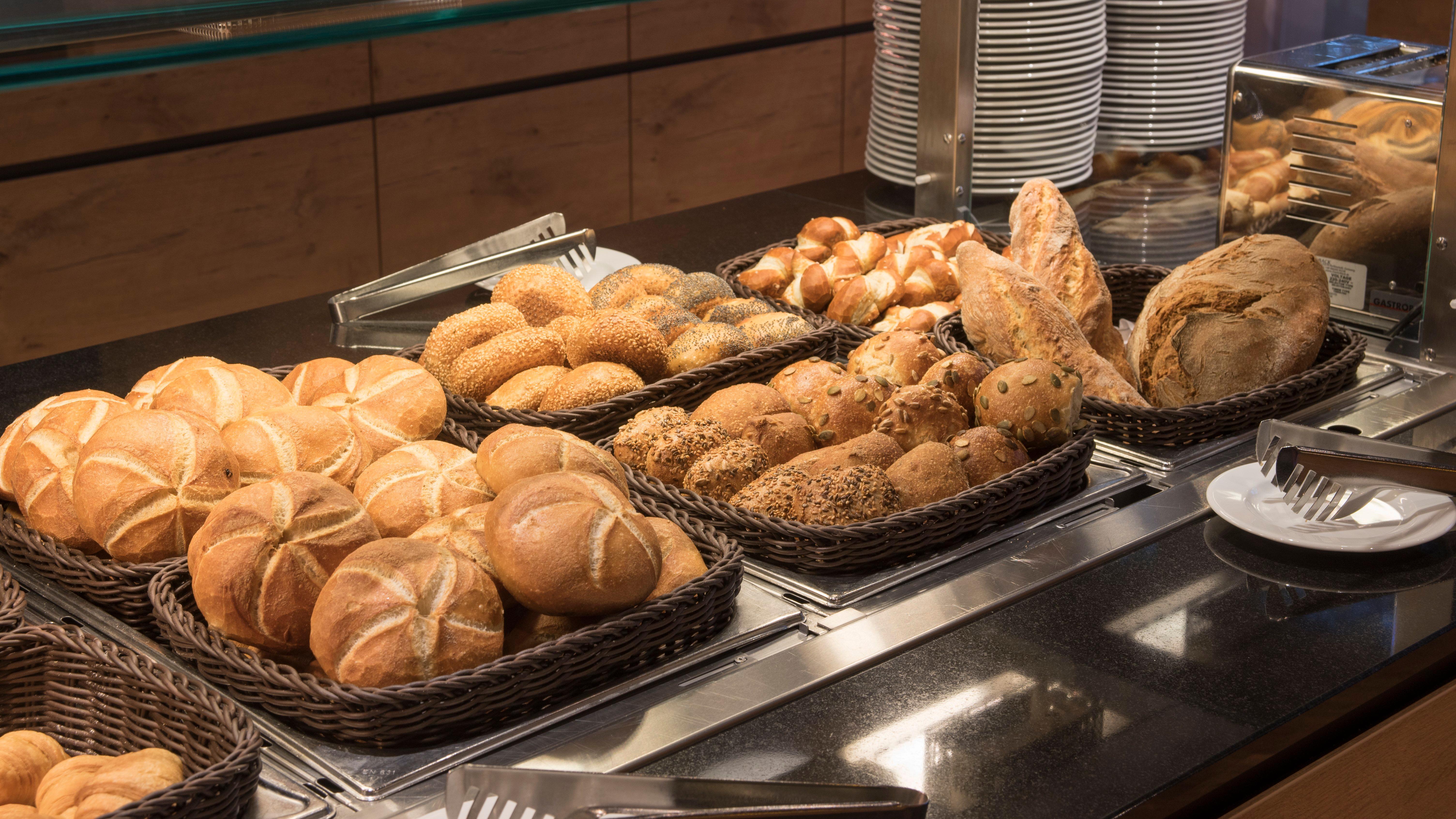 Holiday Inn Munich Unterhaching By Ihg Екстер'єр фото