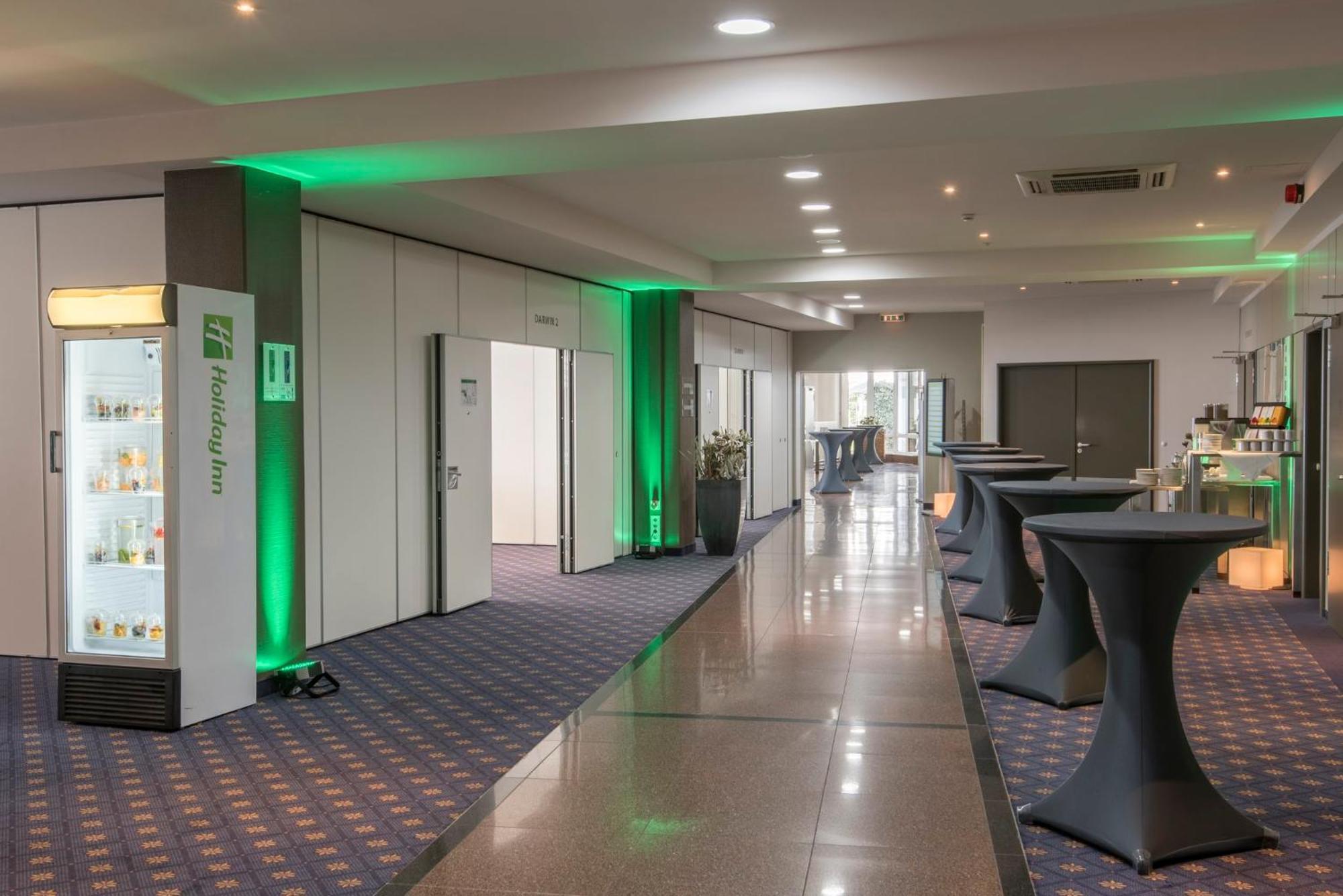 Holiday Inn Munich Unterhaching By Ihg Екстер'єр фото